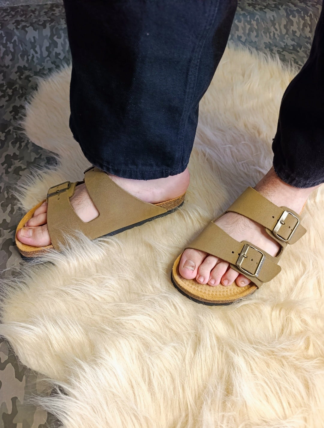 Kaki Daim Birken Sandal